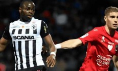 半岛体育入口-关于昂热上演逆转，击败南特，夺得关键胜利的信息