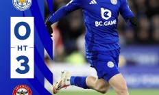 半岛体育活动-莱斯特城门将状态神勇，再次完封对手