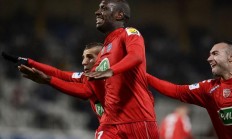 半岛体育网页版入口-南特主场遭遇连败，降级区域排名逼近的简单介绍