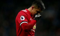 半岛体育视频-桑切斯连续两场进球，曼联重回正轨