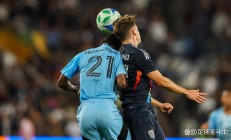 半岛体育网站-明尼苏达队球员在家训练情况