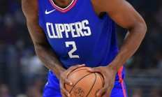 半岛体育官网-包含快船客场战胜奇才，乔治突破关键哨的词条