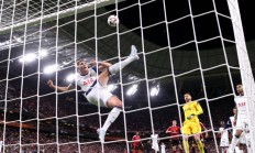 半岛体育网页版-欧洲球员伤愈归队，迎接新的挑战