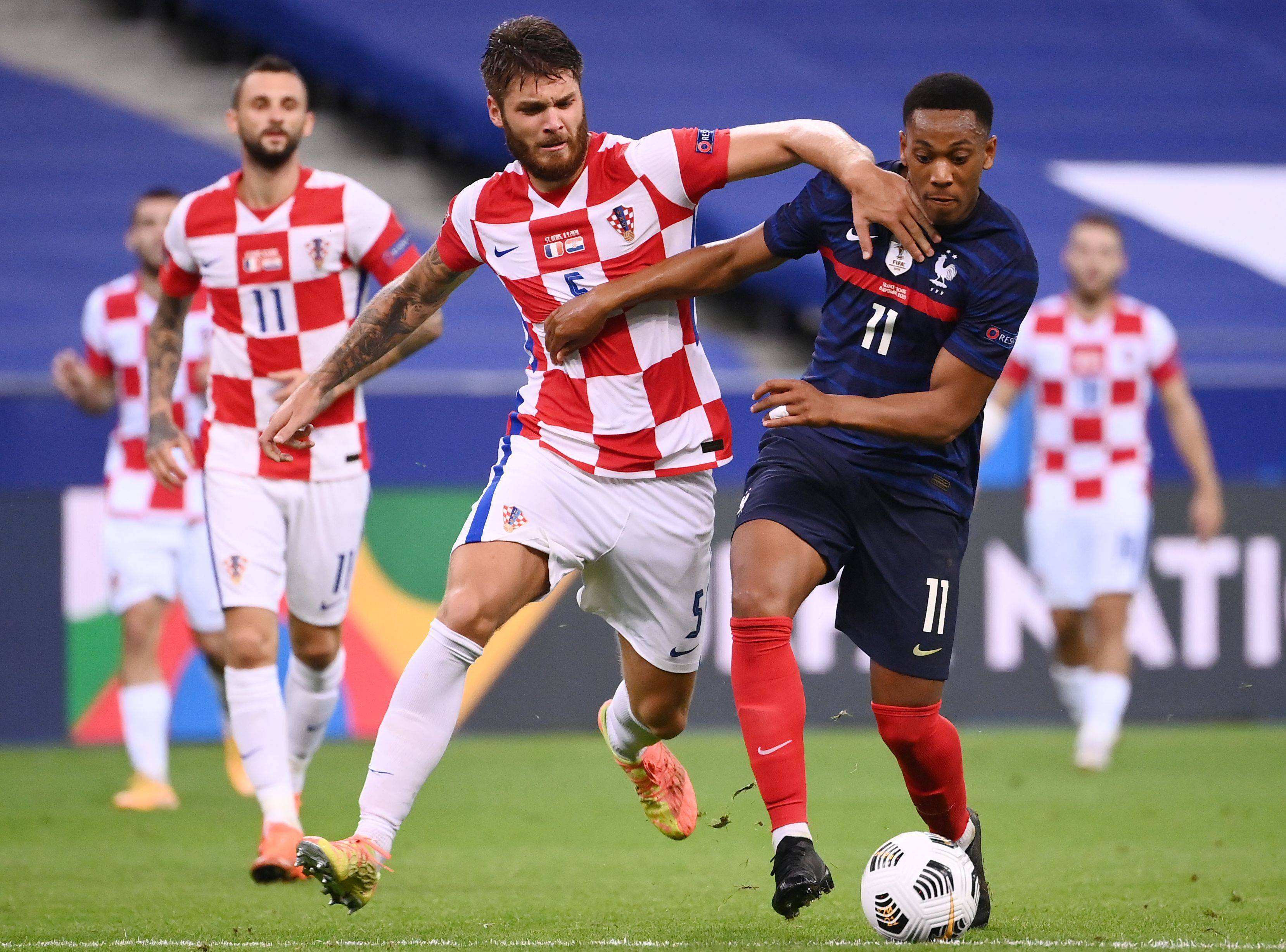 包含克罗地亚主场大胜斯洛伐克,升至小组第二的词条 包含克罗地亚主场大胜斯洛伐克,升至小组第二的词条