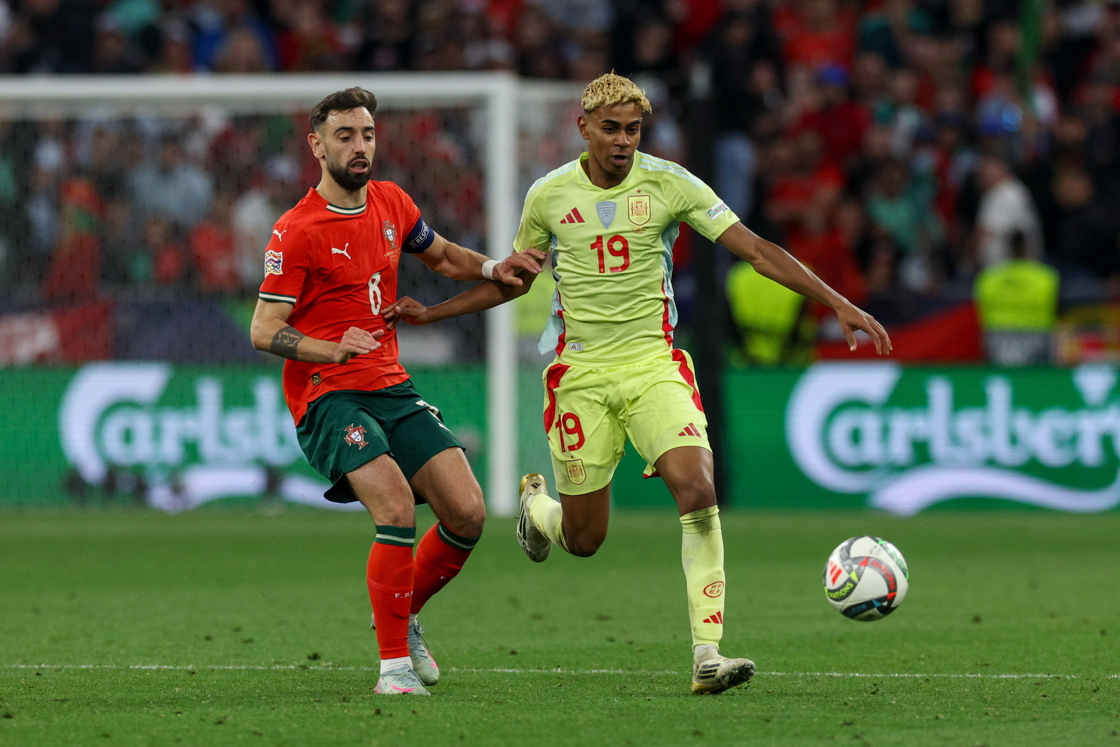 葡萄牙队遭德国淘汰，无缘欧洲联赛四强