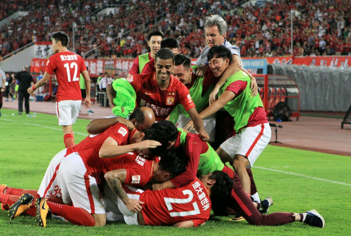 泰达不敌上港，保级形势愈发紧迫的简单介绍