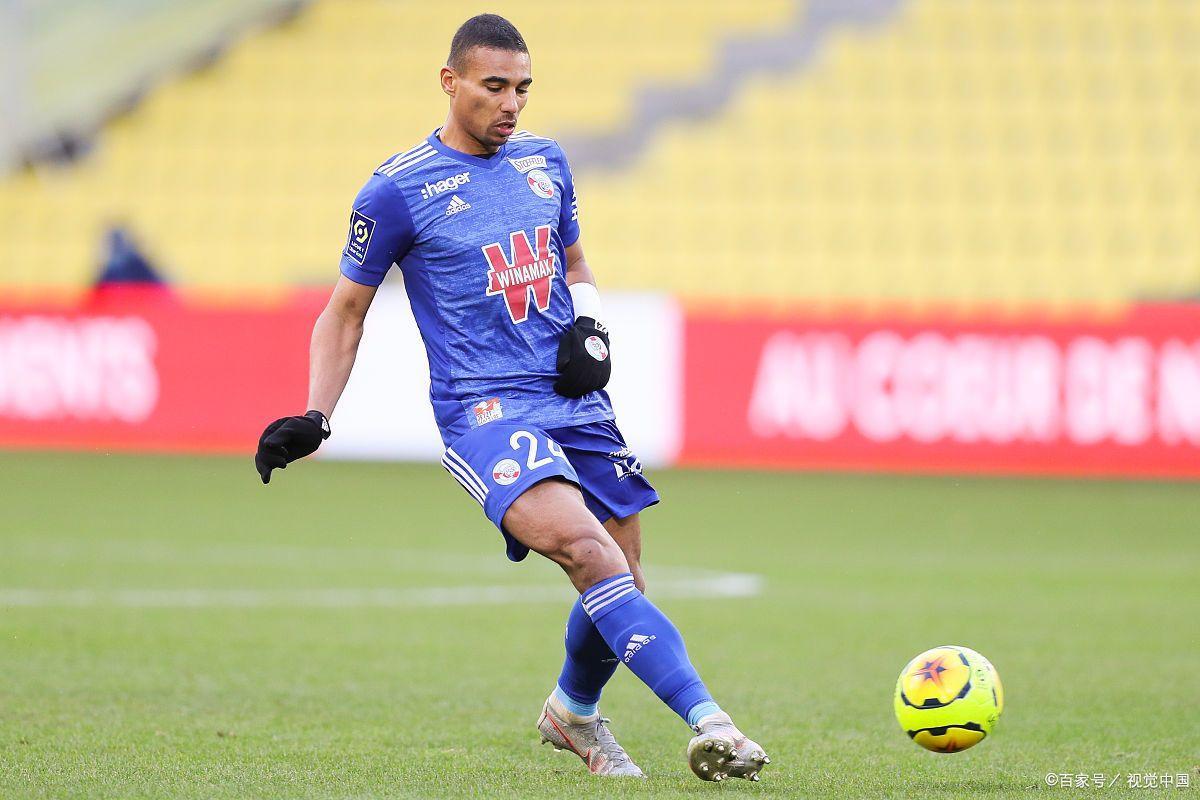 斯特拉斯堡取胜,晋级欧冠前景大增 斯特拉斯堡取胜,晋级欧冠前景大增