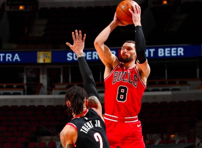 包含查尔斯拿下历史第一助攻数,创造新篮球记录的词条 包含查尔斯拿下历史第一助攻数,创造新篮球记录的词条