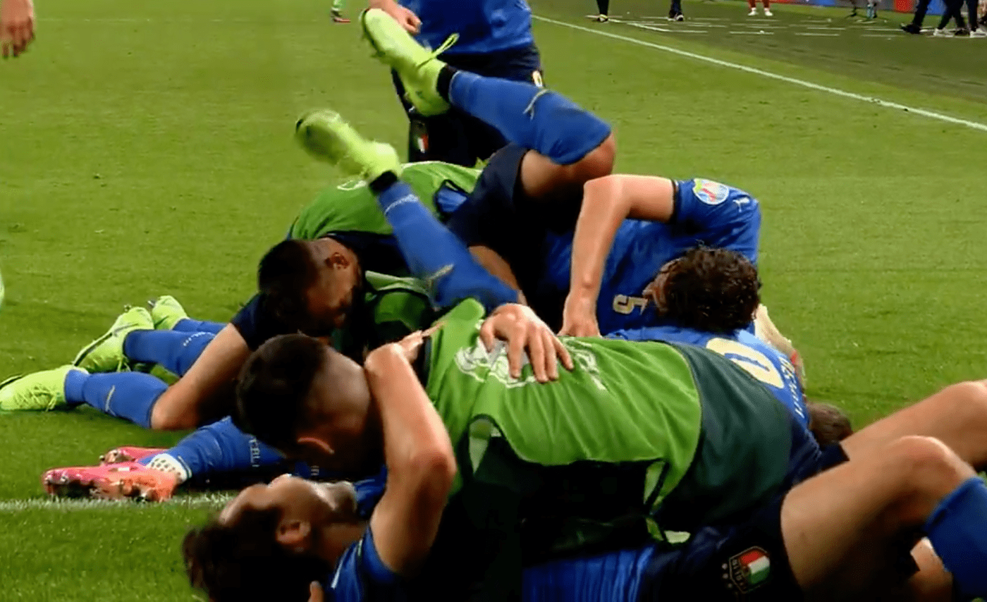 包含意外收获:奥地利队在对战墨西哥队中突然逆袭的词条 包含意外收获:奥地利队在对战墨西哥队中突然逆袭的词条