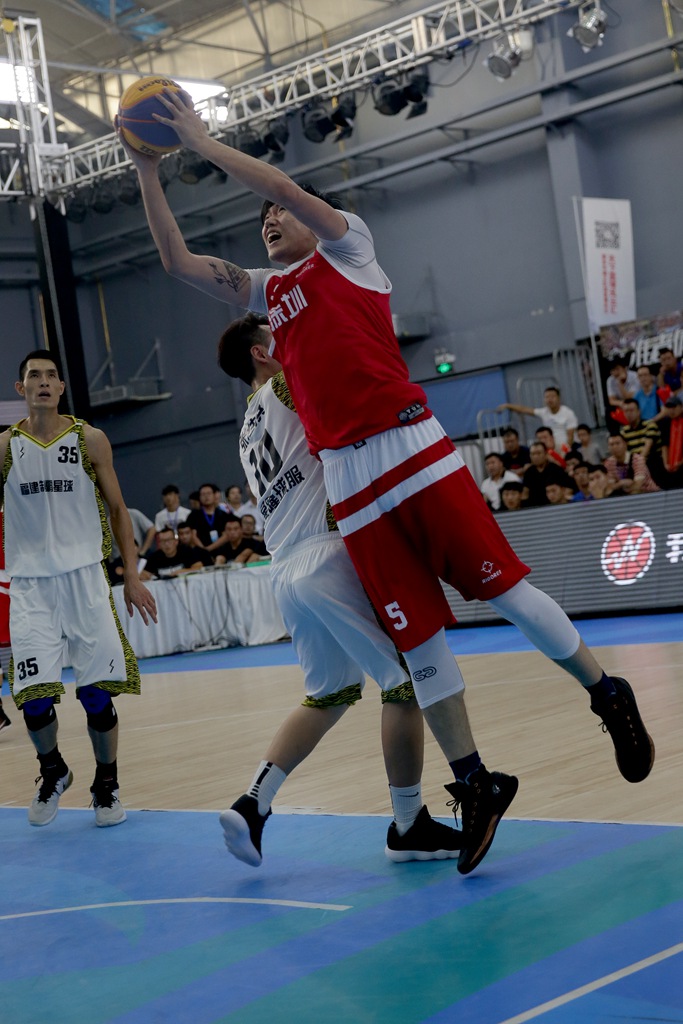 台湾篮球新赛季冠军力求突破 台湾篮球新赛季冠军力求突破