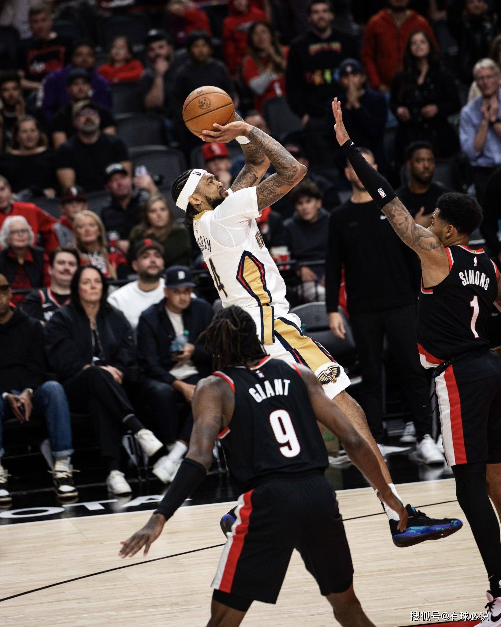 鹈鹕主场不敌骑士,威廉森表现出色的简单介绍 鹈鹕主场不敌骑士,威廉森表现出色的简单介绍