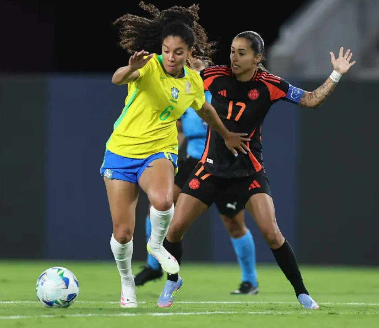 欧洲球队携手并进,晋级半决赛 欧洲球队携手并进,晋级半决赛