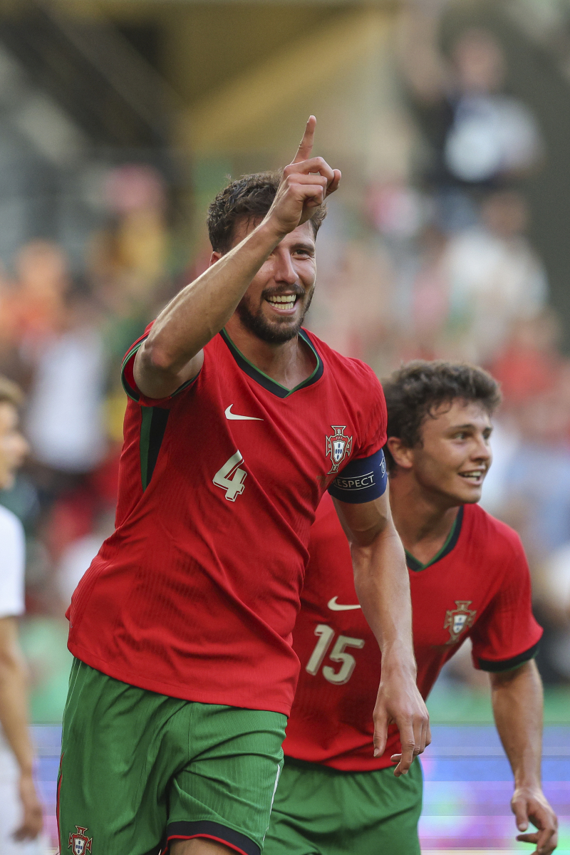 包含阿联酋球队表现强势,大比分战胜对手的词条 包含阿联酋球队表现强势,大比分战胜对手的词条