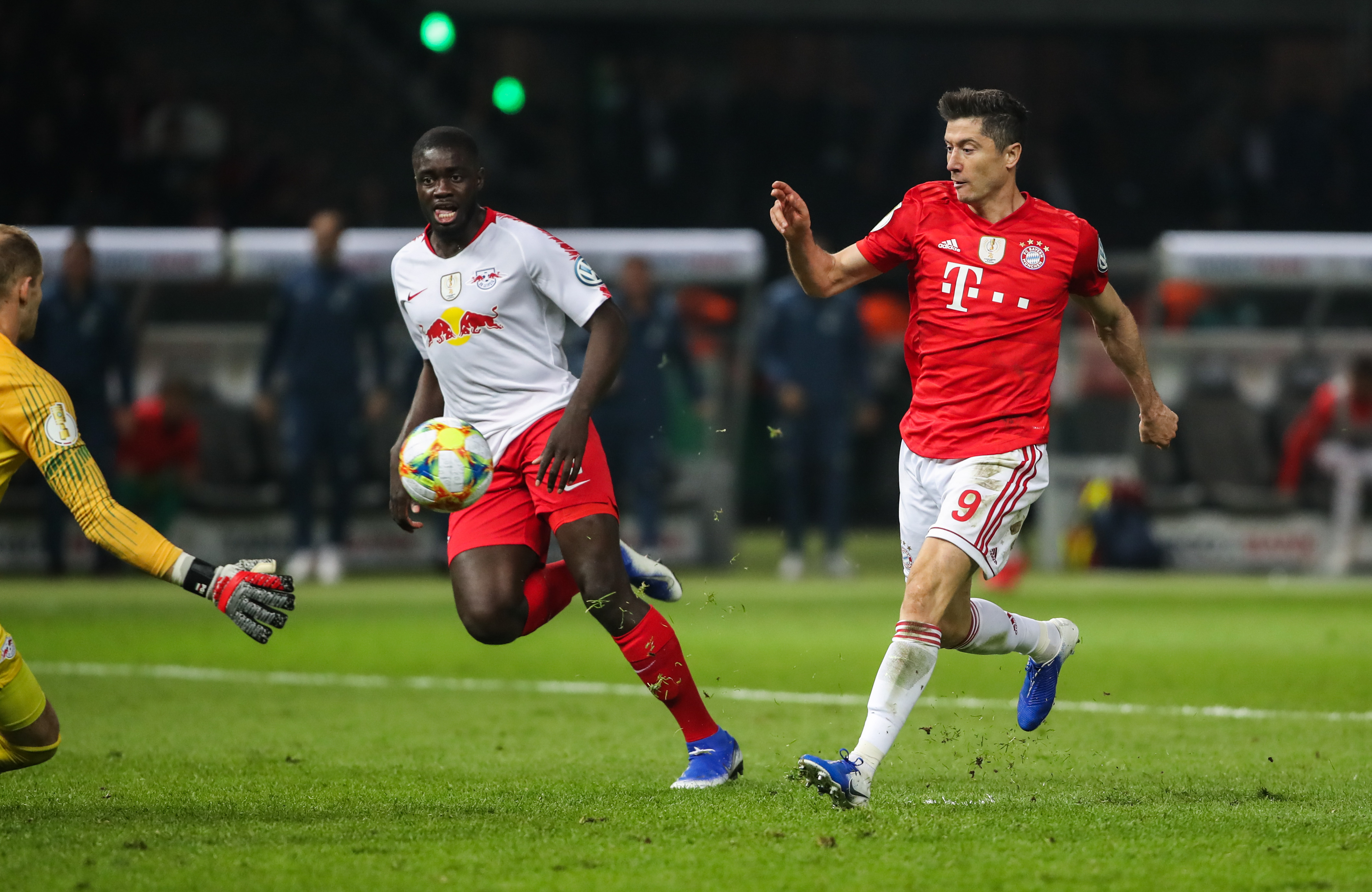 拜仁慕尼黑队在欧洲比赛中夺冠